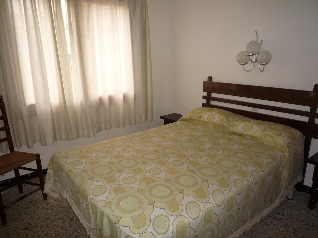 Villa Service - Apartamentos Aransol Ал-Бандрель Номер фото